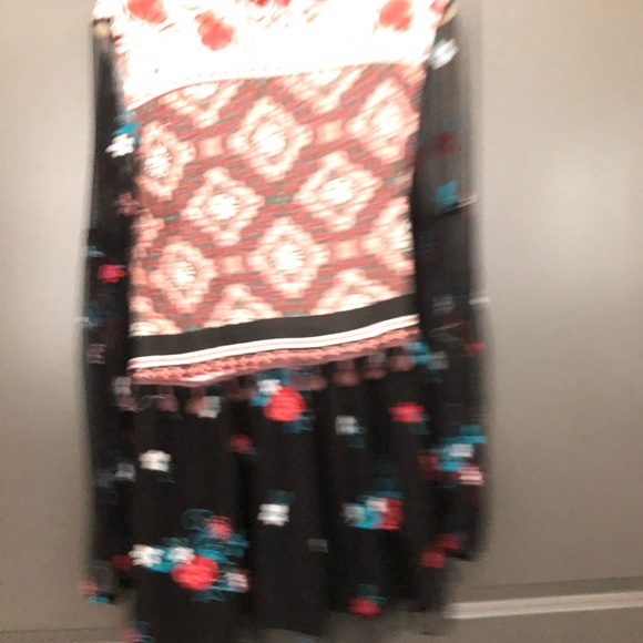 Savage couture size small tunic - Picture 5 of 5